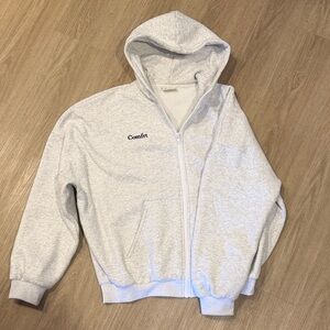 Comfrt zip up hoodie